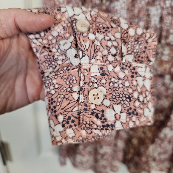 Anthropologie Pilcro The Sasha Smocked Button Down Ditsy Floral Collar Blouse - Picture 4 of 9